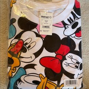 Mickey Friends Juniors Graphic LS Sweatshirt